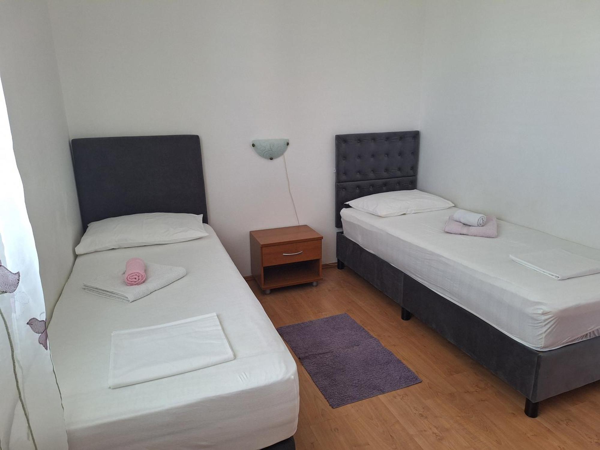 Apartments Vodopija 300M To The Beach Sveti Filip i Jakov Chambre photo