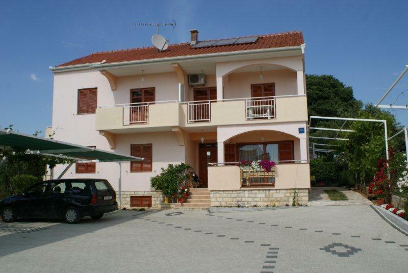 Apartments Vodopija 300M To The Beach Sveti Filip i Jakov Extérieur photo